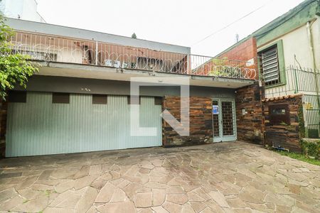 Casa à venda com 337m², 3 quartos e 4 vagasFachada