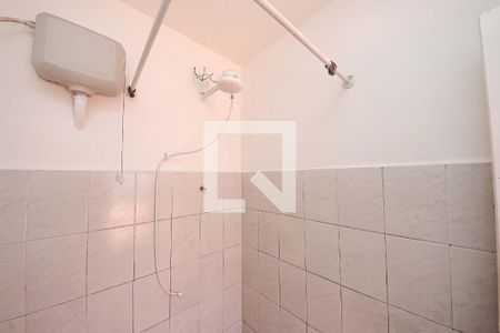 Casa à venda com 317m², 4 quartos e 2 vagas Casa à venda com 317m², 4 quartos e 2 vagasBanheiro de Serviço