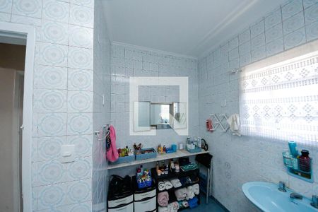 Casa à venda com 317m², 4 quartos e 2 vagas Casa à venda com 317m², 4 quartos e 2 vagasBanheiro 1