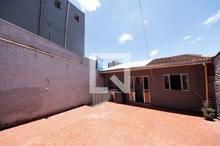 Casa à venda com 317m², 4 quartos e 2 vagas Casa à venda com 317m², 4 quartos e 2 vagasÁrea de Serviço