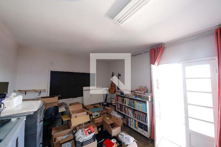 Casa à venda com 317m², 4 quartos e 2 vagas Casa à venda com 317m², 4 quartos e 2 vagasQuarto 3