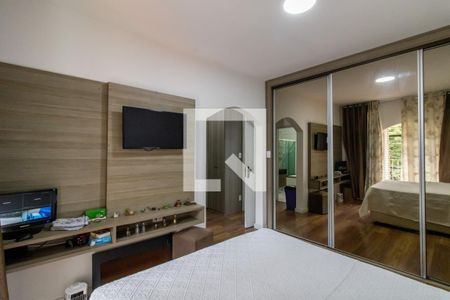 Casa à venda com 152m², 4 quartos e 3 vagasSuíte 