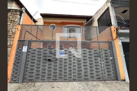 Casa à venda com 152m², 4 quartos e 3 vagasFachada