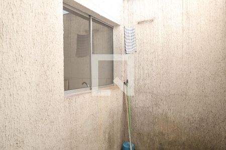 Casa para alugar com 60m², 2 quartos e 1 vagaÁrea de Serviço