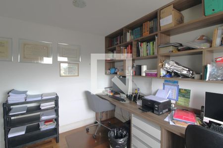 Apartamento à venda com 267m², 4 quartos e 4 vagasSuíte 4