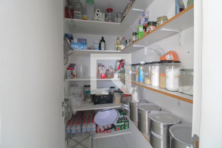 Apartamento à venda com 267m², 4 quartos e 4 vagasDespensa