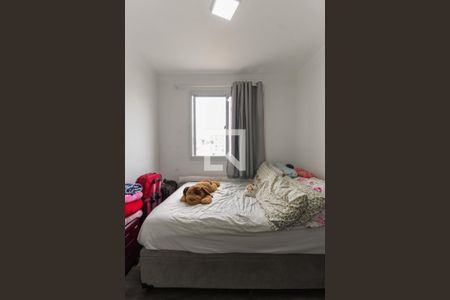 Quarto 1 de apartamento para alugar com 2 quartos, 41m² em Itaquera, São Paulo