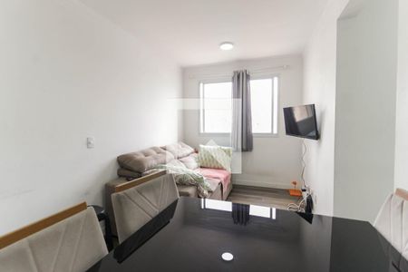 Sala de apartamento para alugar com 2 quartos, 41m² em Itaquera, São Paulo