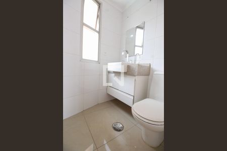 Apartamento à venda com 70m², 2 quartos e 2 vagasBanheiro da Suíte