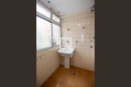 Apartamento à venda com 70m², 2 quartos e 2 vagasÁrea de Serviço