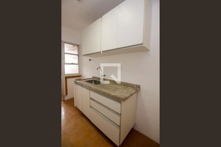 Apartamento à venda com 70m², 2 quartos e 2 vagasCozinha