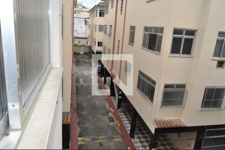 Apartamento à venda com 80m², 2 quartos e 1 vagaVista