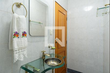 Apartamento à venda com 180m², 3 quartos e 1 vaga Apartamento à venda com 180m², 3 quartos e 1 vagaLavabo