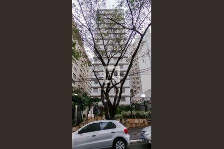 Apartamento à venda com 180m², 3 quartos e 1 vaga Apartamento à venda com 180m², 3 quartos e 1 vagaFachada