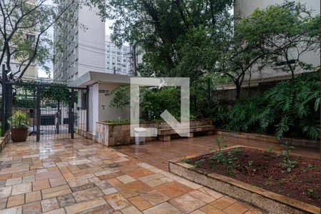 Apartamento à venda com 180m², 3 quartos e 1 vaga Apartamento à venda com 180m², 3 quartos e 1 vagaÁrea comum - Entrada do Edifício