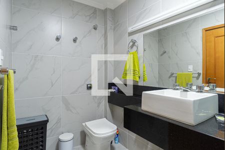 Apartamento à venda com 180m², 3 quartos e 1 vaga Apartamento à venda com 180m², 3 quartos e 1 vagaBanheiro 2