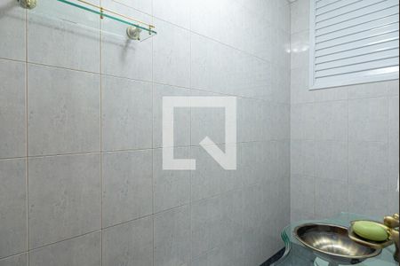 Apartamento à venda com 180m², 3 quartos e 1 vaga Apartamento à venda com 180m², 3 quartos e 1 vagaLavabo