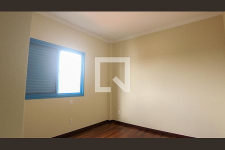 Apartamento à venda com 160m², 3 quartos e 3 vagas Apartamento à venda com 160m², 3 quartos e 3 vagasQuarto 3