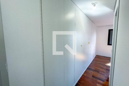 Apartamento à venda com 84m², 2 quartos e 2 vagas Apartamento à venda com 84m², 2 quartos e 2 vagasCloset da suíte