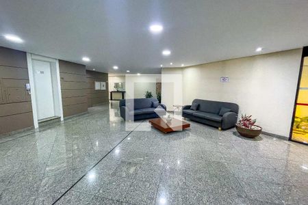 Apartamento à venda com 84m², 2 quartos e 2 vagas Apartamento à venda com 84m², 2 quartos e 2 vagasHall de entrada