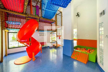 Apartamento à venda com 84m², 2 quartos e 2 vagas Apartamento à venda com 84m², 2 quartos e 2 vagasBrinquedoteca