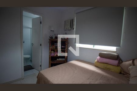 Casa de condomínio à venda com 280m², 5 quartos e 4 vagasSuíte 2