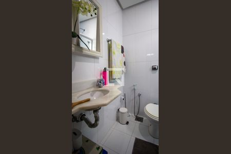 Casa de condomínio à venda com 280m², 5 quartos e 4 vagasBanheiro da Suíte 2