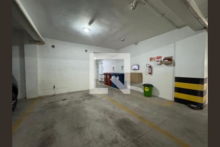 Apartamento à venda com 79m², 2 quartos e 1 vaga Apartamento à venda com 79m², 2 quartos e 1 vagaÁrea comum