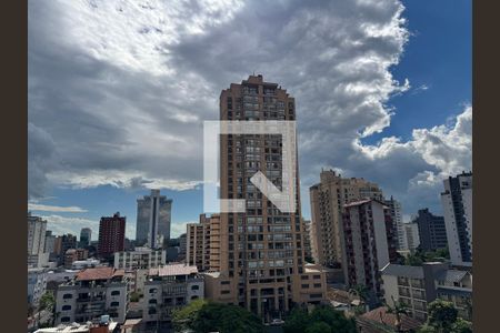 Apartamento à venda com 79m², 2 quartos e 1 vaga Apartamento à venda com 79m², 2 quartos e 1 vagaSacada