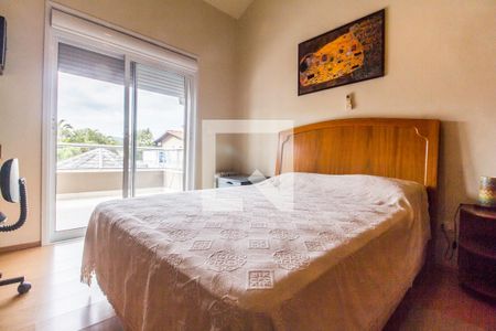 Casa de condomínio à venda com 849m², 4 quartos e 6 vagas Casa de condomínio à venda com 849m², 4 quartos e 6 vagasSuíte 3