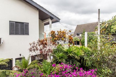 Casa de condomínio à venda com 849m², 4 quartos e 6 vagas Casa de condomínio à venda com 849m², 4 quartos e 6 vagasVista da Suíte 4