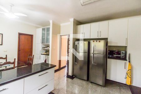 Casa de condomínio à venda com 849m², 4 quartos e 6 vagas Casa de condomínio à venda com 849m², 4 quartos e 6 vagasCozinha