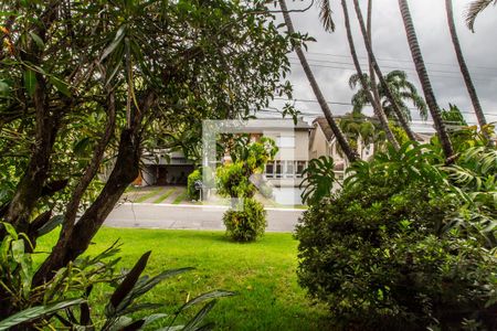 Casa de condomínio à venda com 849m², 4 quartos e 6 vagas Casa de condomínio à venda com 849m², 4 quartos e 6 vagasVista do Escritório