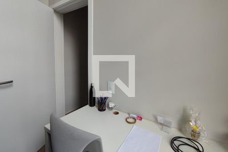 Casa de condomínio à venda com 200m², 3 quartos e 4 vagas Casa de condomínio à venda com 200m², 3 quartos e 4 vagasEscritório