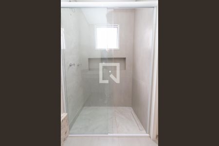 Casa à venda com 247m², 3 quartos e 3 vagasBanheiro Suíte 2