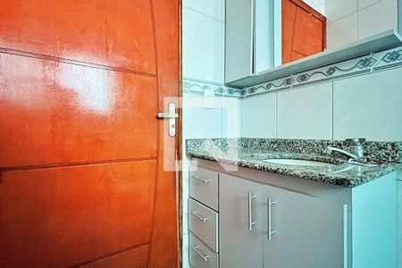 Casa à venda com 260m², 3 quartos e 5 vagas Casa à venda com 260m², 3 quartos e 5 vagasBanheiro 2