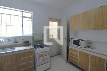 Casa à venda com 100m², 2 quartos e 2 vagasCozinha