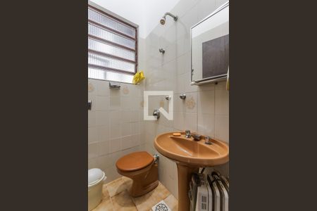 Casa à venda com 424m², 3 quartos e 4 vagasBanheiro 4