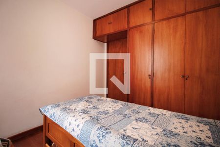Apartamento à venda com 110m², 4 quartos e 2 vagasQuarto 2