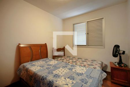 Apartamento à venda com 110m², 4 quartos e 2 vagasQuarto 2