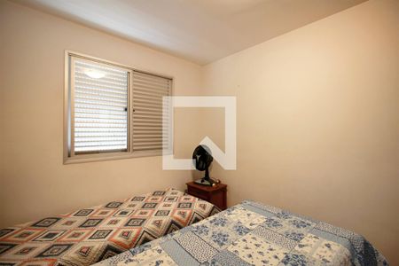 Apartamento à venda com 110m², 4 quartos e 2 vagasQuarto 2