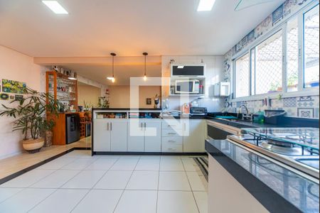 Apartamento à venda com 100m², 3 quartos e 2 vagas Apartamento à venda com 100m², 3 quartos e 2 vagasCozinha