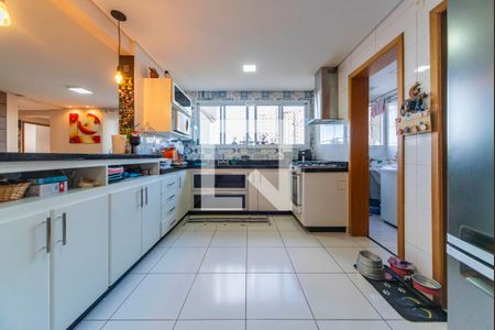 Apartamento à venda com 100m², 3 quartos e 2 vagas Apartamento à venda com 100m², 3 quartos e 2 vagasCozinha