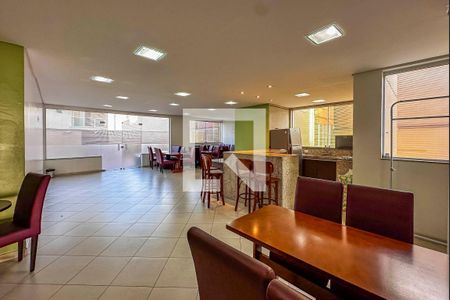 Apartamento à venda com 100m², 3 quartos e 2 vagas Apartamento à venda com 100m², 3 quartos e 2 vagasÁrea comum - Salão de festas