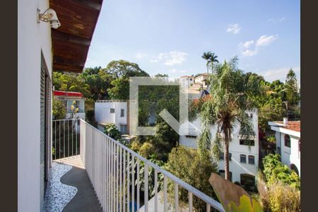 Casa à venda com 365m², 4 quartos e 6 vagas