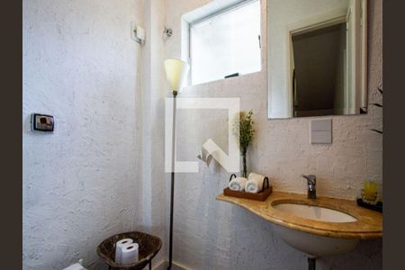 Casa à venda com 365m², 4 quartos e 6 vagas