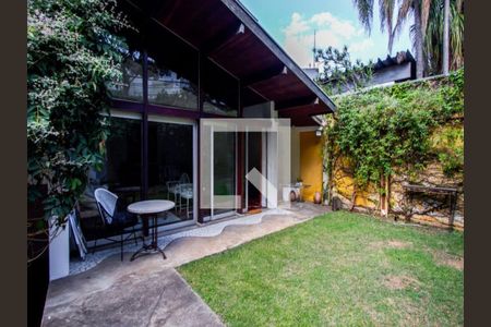 Casa à venda com 365m², 4 quartos e 6 vagas