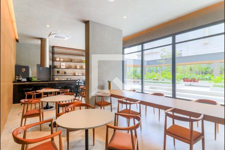 Studio à venda com 27m², 1 quarto e sem vagaÁrea comum - Salão de festas