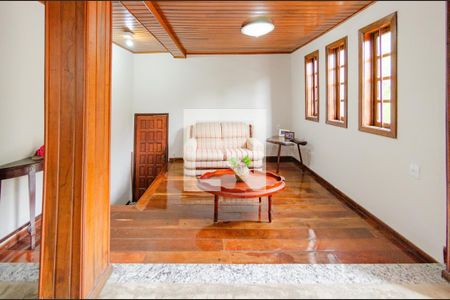 Sala de casa à venda com 5 quartos, 337m² em Alto Caiçaras, Belo Horizonte