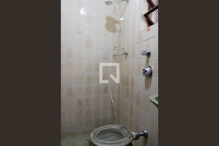 Casa à venda com 337m², 4 quartos e 3 vagas Casa à venda com 337m², 4 quartos e 3 vagasBanheiro